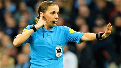 4 أشياء تحدث لأول مرة في كأس العالم 2022: ظهور الحكمات.. وتقنية التسلل شبه الآلية.. وزيادة التبديلات