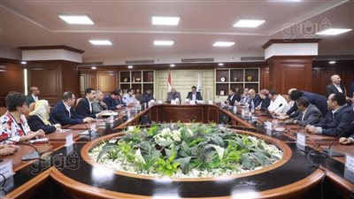 وزير الصحة: سرعة الانتهاء من المشروعات يتوقف على حجم الإنجاز والتنفيذ