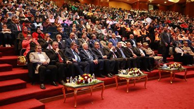 المحافظ الحالي و3 سابقين يشهدون الاحتفال بالعيد القومي لكفر الشيخ