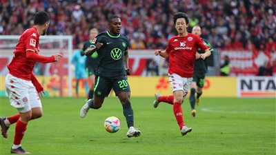 بمشاركة مرموش.. فولفسبورج يكتسح ماينز بثلاثية في الدوري الألماني