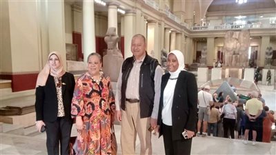 قبل بدء مؤتمر المناخ.. ملك تونجا يزور المتحف المصري بالتحرير