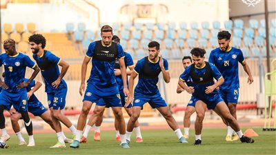 الإسماعيلي يستأنف تدريباته الجماعية بملعب النادي 