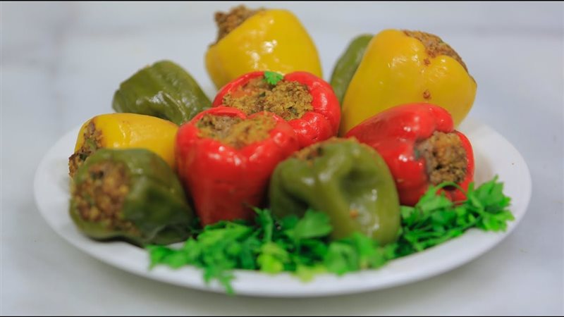 فلفل ألوان محشي 