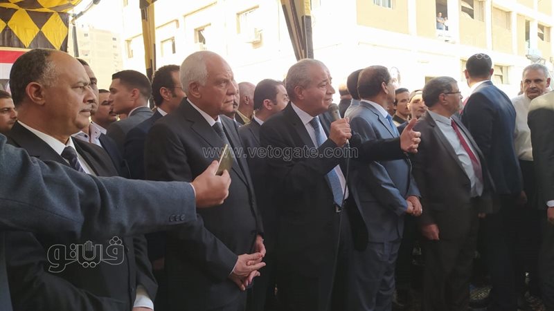 وزير التموين خلال