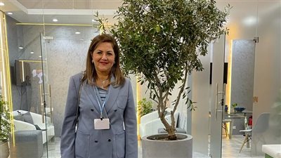 السعيد تتفقد جناح 