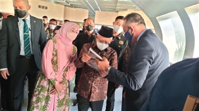 نائب رئيس جمهورية إندونيسيا والوفد المرافق له يزور المتحف القومي للحضارة