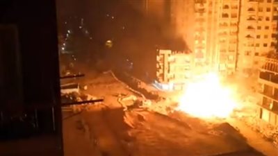 السيطرة على حريق بسبب انفجار ماسورة غاز طبيعي في بني سويف