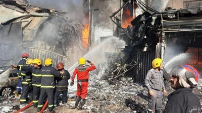 إصابة شخص وانهيار بناية بعد احتراقها في بغداد