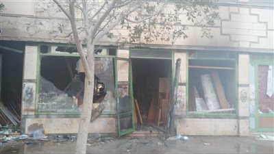 المعاينة: ماس كهربائي وراء تفحم 3 محلات أخشاب بمدينة 6 أكتوبر