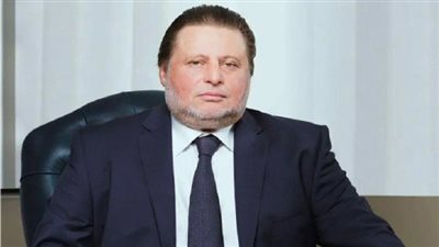 البنوك تبدأ تنفيذ تعليمات محافظ المركزي بتسهيل إجراءات الإيداعات الدولارية للعملاء