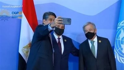  رئيس جمهورية بالاو يلتقط سيلفي مع السيسي وجوتيريش