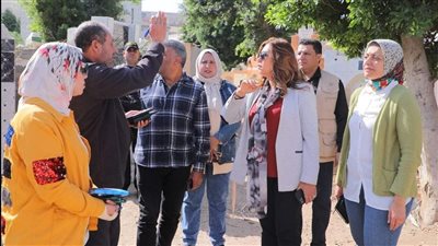 جولة مفاجئة لمنال عوض في مقابر أبو المعاطي وأبو الوفا بدمياط
