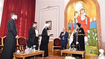 الكنيسة الروسية تمنح البابا تواضروس وسام 