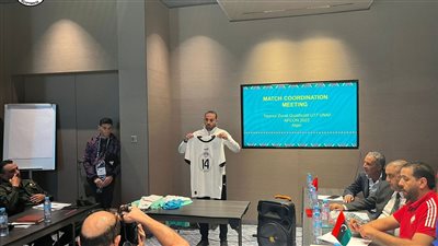 منتخب الناشئين يرتدي الزي الأبيض الكامل أمام ليبيا | صور 