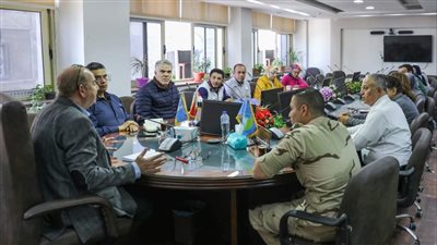 صرف الإسكندرية يعقد اجتماعا لبحث موقف مشروعات فصل مياه الأمطار