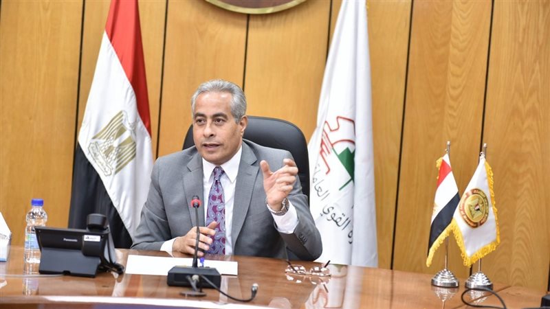 وزير القوى العاملة
