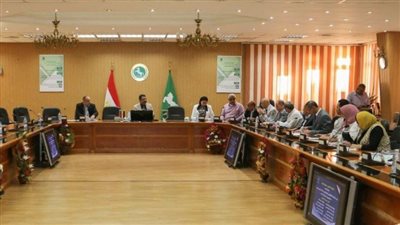 بحث شكاوى المواطنين وإزالة أسبابها في لقاء الإثنين بمحافظة الشرقية 