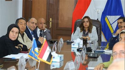 محافظ دمياط ترأس الاجتماع التنسيقي لمناقشة خطة إنشاء تقاطع حر بمنطقة مفارق ميناء دمياط