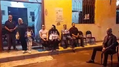 بدء عزاء شقيق المطرب أبو الليف بالإسكندرية 