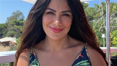 صبا مبارك: لن أعتذر عن خلع النقاب في 