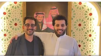 تركي آل الشيخ برفقة أحمد حلمي: انتظروا مسرحية عالمية | فيديو