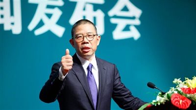 قصة ثراء أغنى رجل في الصين 