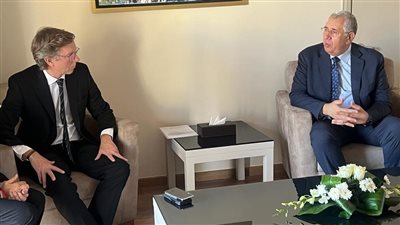 وزير الزراعة يبحث مع نظيره الأرجنتيني تكثيف التعاون بين الجانبين