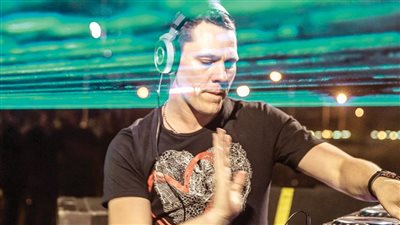 تيستو يطلق أغنية جديدة مع تيت ماكراي في دبي