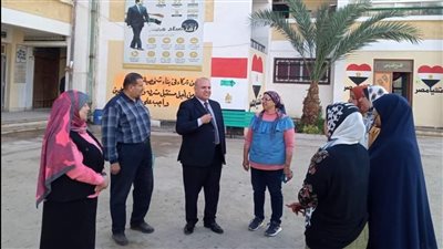 وكيل التعليم بدمياط يطمئن على انتظام الدراسة في 