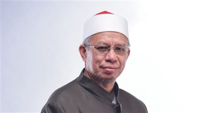 عضو حكماء المسلمين: الحوار بين قادة الأديان ضرورة لتعزيز مبادئ الأخوة الإنسانية