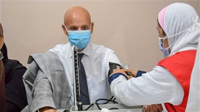 الكشف والعلاج المجانى لـ 1054 مريضا بالعجمى ضمن مبادرة حياة كريمة بالإسكندرية 