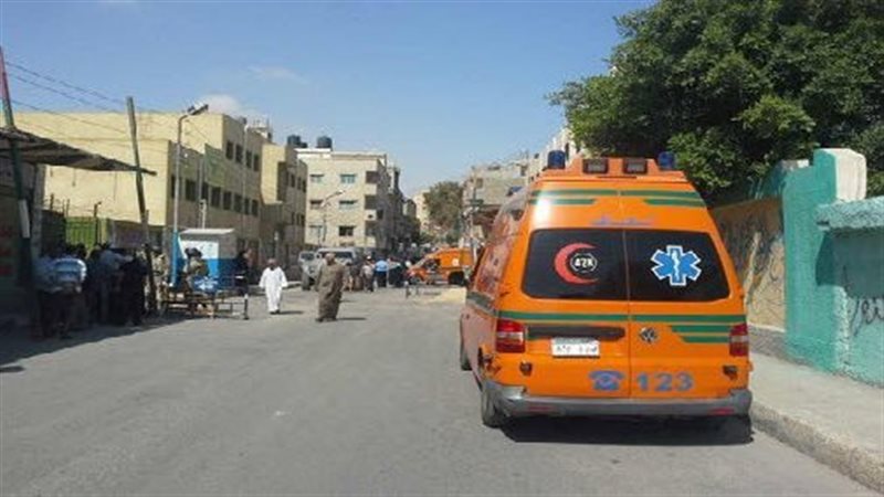 إصابة 5 عمال في تصادم