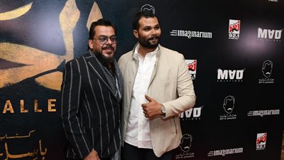 أبطال وصناع فيلم 