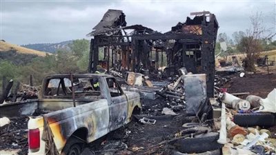 نيزك يسقط على منزل في كاليفورنيا ويدمره بالكامل | فيديو