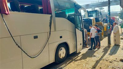 ارتفاع أعداد المصابين في حادث تصادم قطار بأتوبيس في الشرقية إلى 19 شخصا 