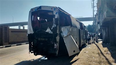 النيابة تعاين موقع حادث قطار الشرقية | صور 