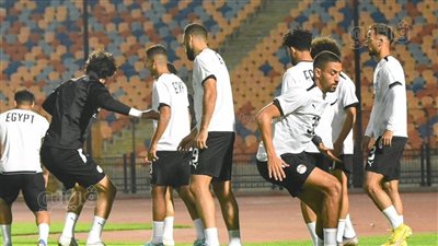 أزمات تواجه المنتخب قبل لقاء بلجيكا.. الفراعنة بلا دفاع.. المستحقات تشغل غضب اللاعبين.. وتجاهل مواجهة كندا يثير تساؤلات فيتوريا