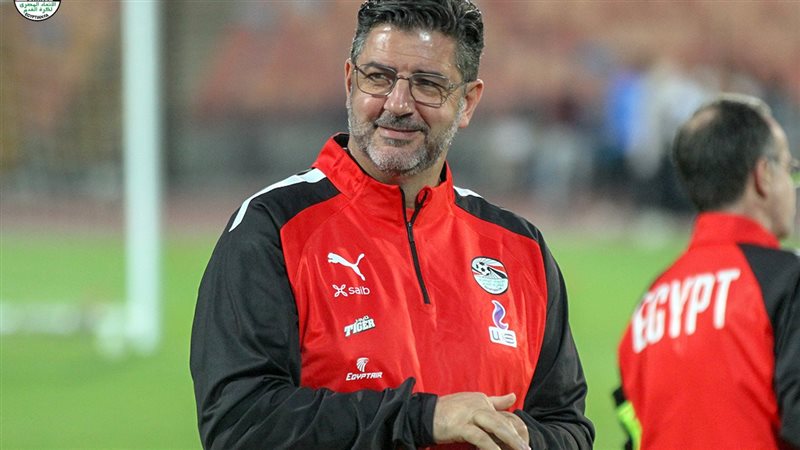 روي فيتوريا المدير