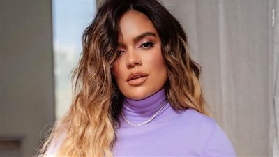 بعد تصوير كليبها الغنائي الجديد في مصر.. من هي المطربة الكولومبية كارول جي | فيديو