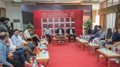 أخبار الأهلي| وفد الفيفا والكاف يزور مقر النادي بالجزيرة.. وكريم فؤاد يسافر إلى السعودية 