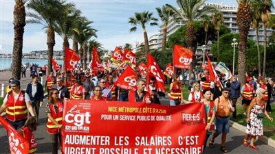 باريس على موعد مع إضراب واسع لعمال المترو.. اليوم