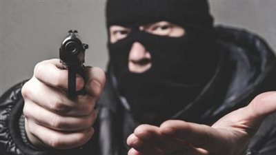 النيابة تستعجل التحريات بشأن سرقة سيارة نقل بالإكراه بمدينة 15 مايو