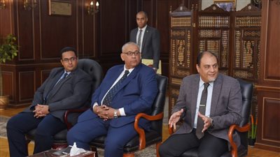 محافظ الإسكندرية: نعمل على تحويل الأفكار المميزة إلى مشروعات حقيقية 