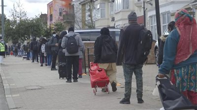 تحذيرات من تسونامى الجوع.. بنوك الطعام فى بريطانيا تنفد