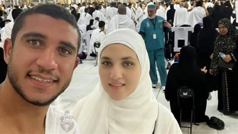 رامي ربيعة مع زوجته