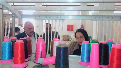 القوى العاملة: زيارة ميدانية لمصانع المنطقة الصناعية ببني سويف 
