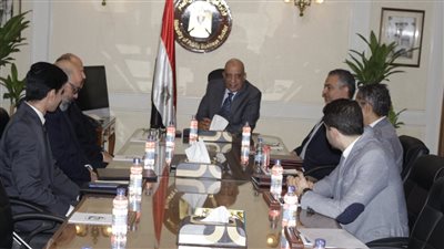 وزير قطاع الأعمال: مهتمون بتكثيف نشاط التدريب لتنمية مهارات العاملين بالشركات التابعة