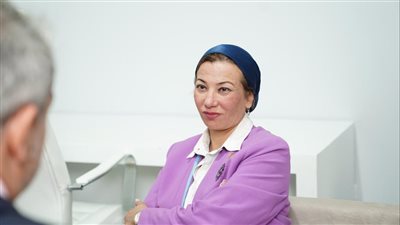 وزيرة البيئة تبحث مقترحات 