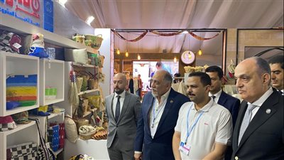 تفاصيل زيارة ممثل الأغلبية البرلمانية لمعرض تراثنا للحرف اليدوية 