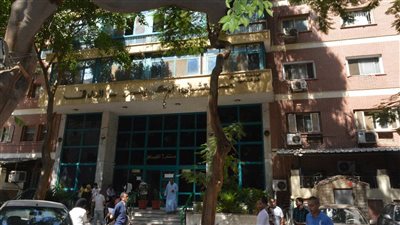 توفير كراسي متحركة واستراحات متطورة بمستشفى التأمين الصحي في الجيزة